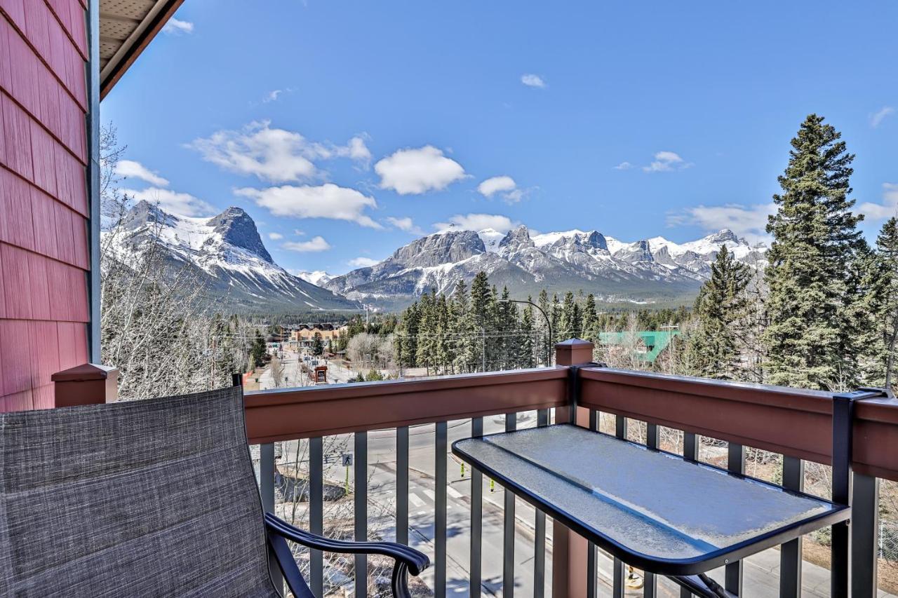 Spectacular Mountain View Corner Unit Pool Hot Tub Park Pass Daire Canmore Dış mekan fotoğraf